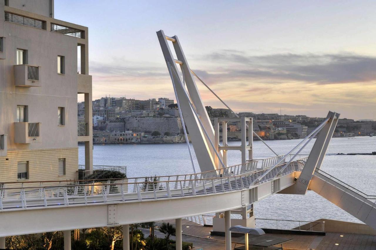 Marvellous Seafront Apartment Sliema Exteriör bild
